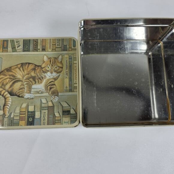 Set 4 Vintage 1982 Lowell Herrero Cat-Themed nesting tins made by Vandor Japan - Picture 9 of 14